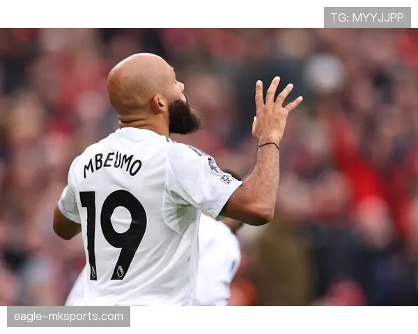 曼联进攻哑火，表面缺空间实则全队连接崩盘，进攻体系稳定性面临考验